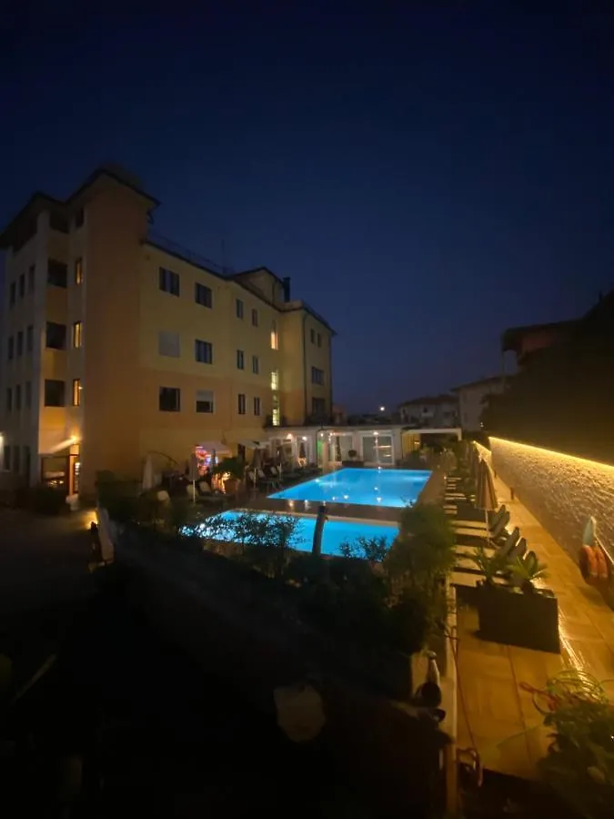 Green Park Hotel ペスキエーラ・デル・ガルダ イタリア