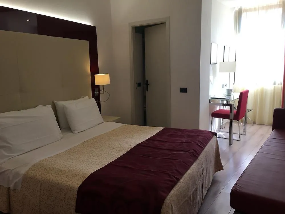 Green Park Hotel ペスキエーラ・デル・ガルダ 3*,  イタリア